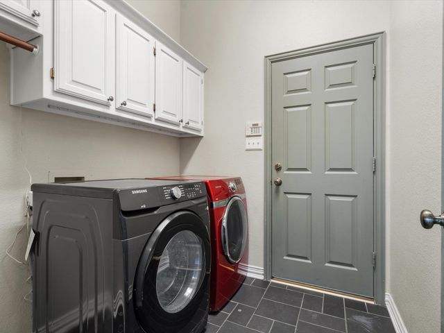 18731 Thorntree Lane, Dallas, TX 75252