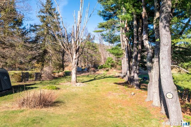 52 Wickett Street, New Hartford, CT 06057