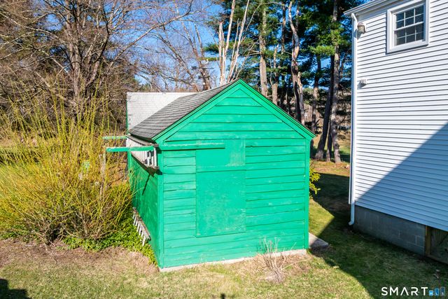 52 Wickett Street, New Hartford, CT 06057
