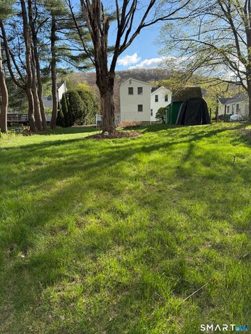 52 Wickett Street, New Hartford, CT 06057