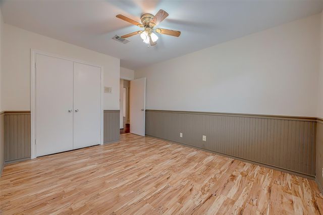 2047 Winrock Boulevard 61, Houston, TX 77057