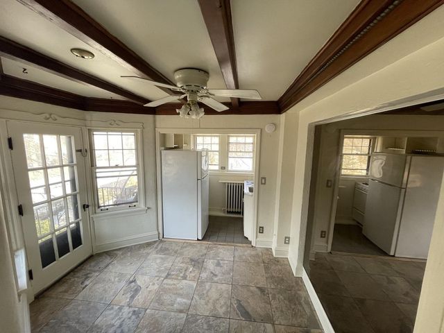 1155 Saint Johns Avenue E, Highland Park, IL 60035
