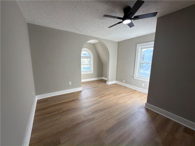 69 E Beechwood Avenue, Dayton, OH 45405