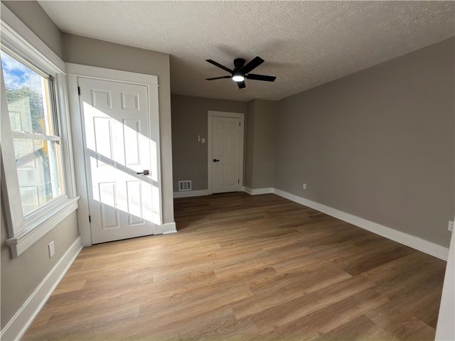 69 E Beechwood Avenue, Dayton, OH 45405