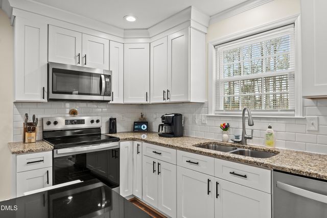 128 Royal Kings Court, Winston Salem, NC 27127