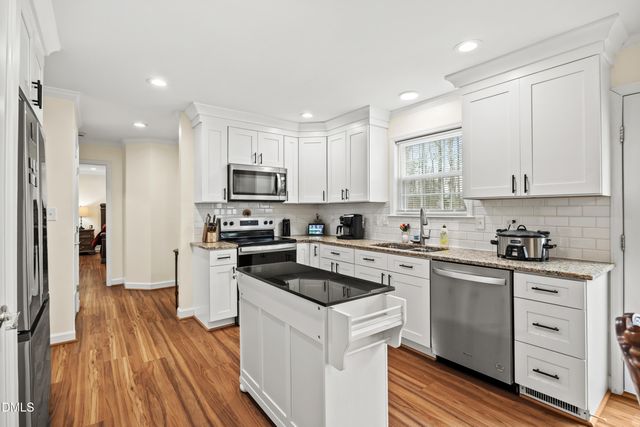 128 Royal Kings Court, Winston Salem, NC 27127