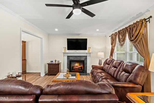 128 Royal Kings Court, Winston Salem, NC 27127