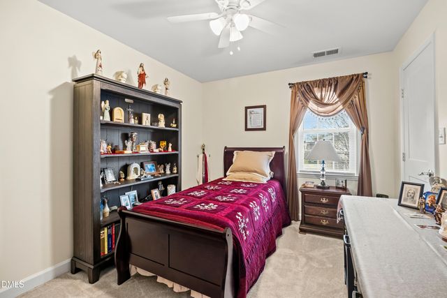 128 Royal Kings Court, Winston Salem, NC 27127