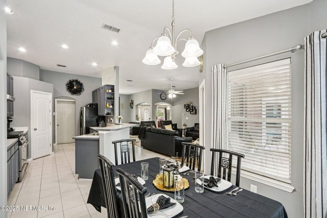 2390 MALLORY HILLS Road, Jacksonville, FL 32221