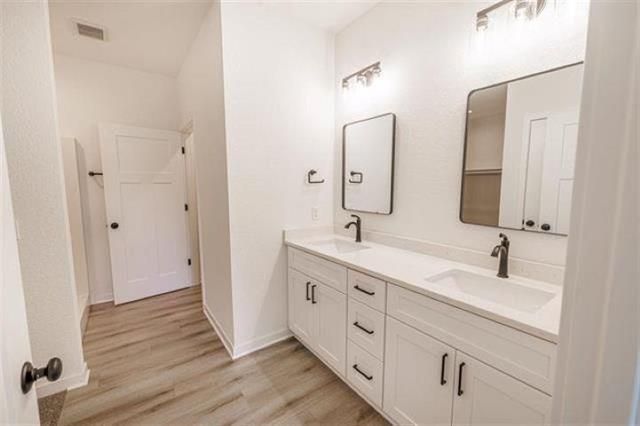 14180 Prairie Commons Lane, South Beloit, IL 61080