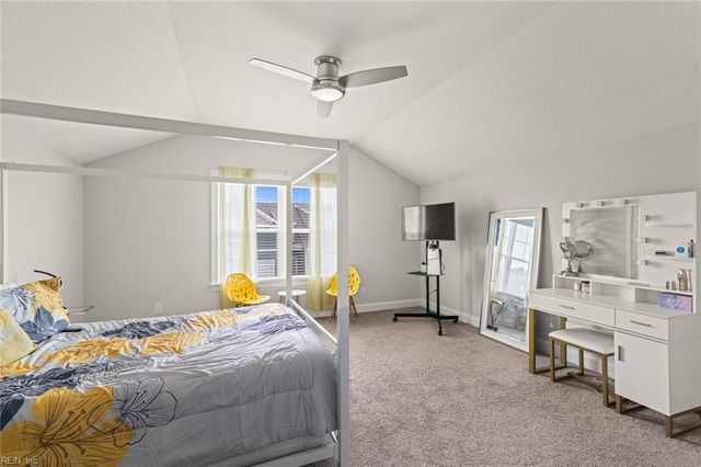 214 Retreat DR, Suffolk, VA 23435