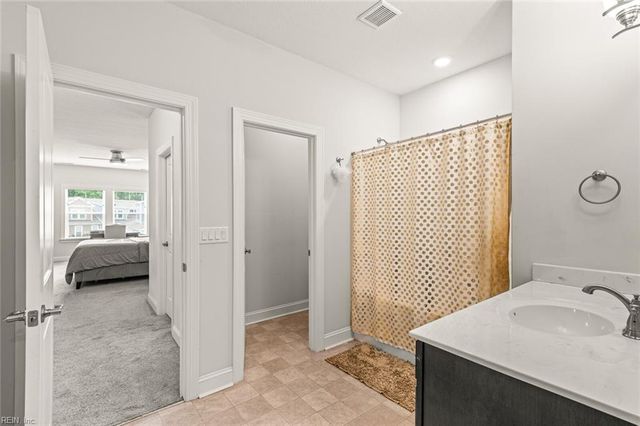 214 Retreat DR, Suffolk, VA 23435