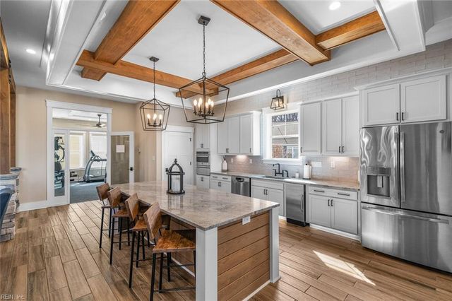 214 Retreat DR, Suffolk, VA 23435