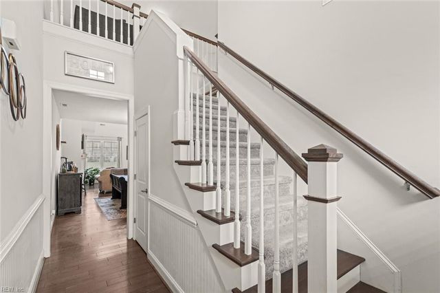 214 Retreat DR, Suffolk, VA 23435