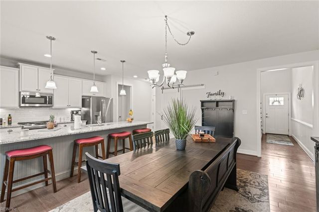 214 Retreat DR, Suffolk, VA 23435