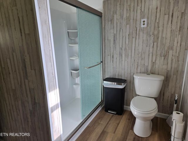 200 Sunset Lane, Harriman, TN 37748