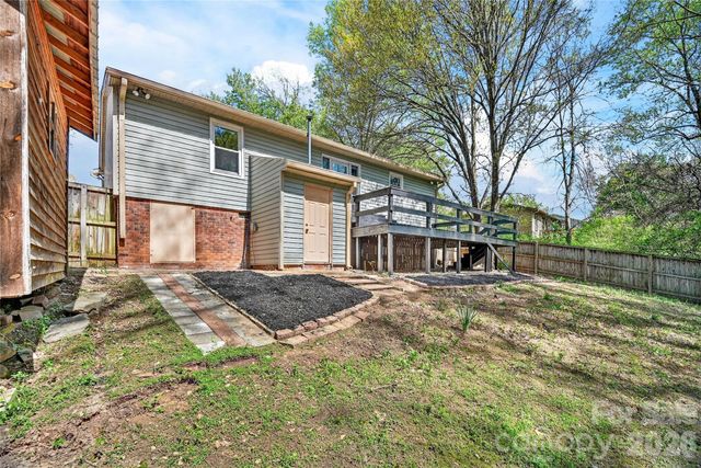 1919 Oak Hollow Road, Gastonia, NC 28054