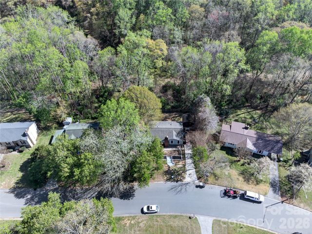 1919 Oak Hollow Road, Gastonia, NC 28054