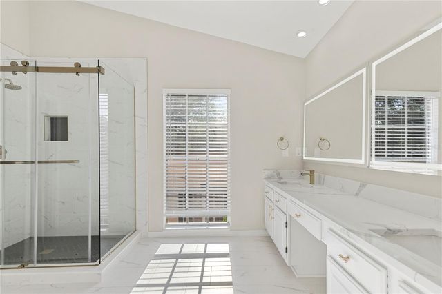 3110 W VILLA ROSA STREET, Tampa, FL 33611
