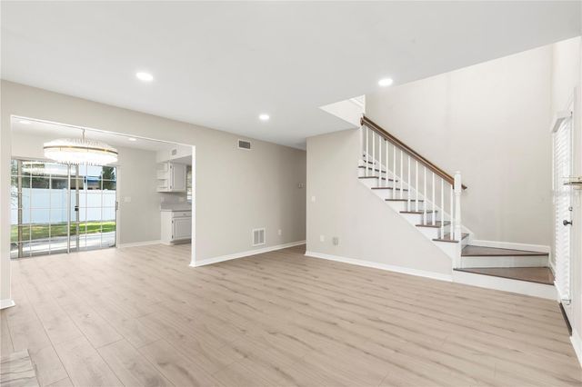 3110 W VILLA ROSA STREET, Tampa, FL 33611