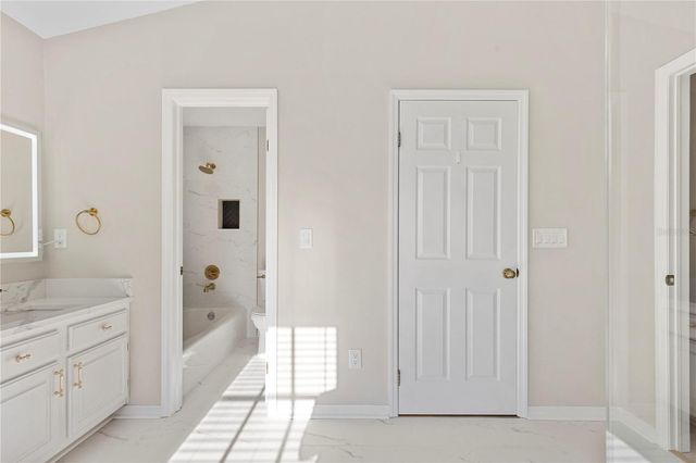 3110 W VILLA ROSA STREET, Tampa, FL 33611
