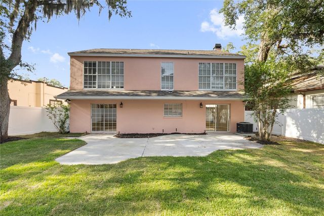 3110 W VILLA ROSA STREET, Tampa, FL 33611