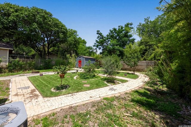 435 Belmont, San Antonio, TX 78202
