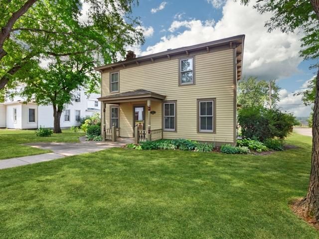 337 Court Street N, Prescott, WI 54021