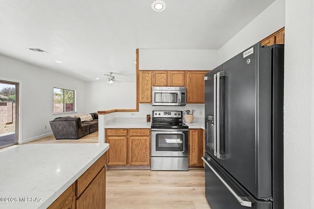 13222 E Alley Spring Drive, Vail, AZ 85641