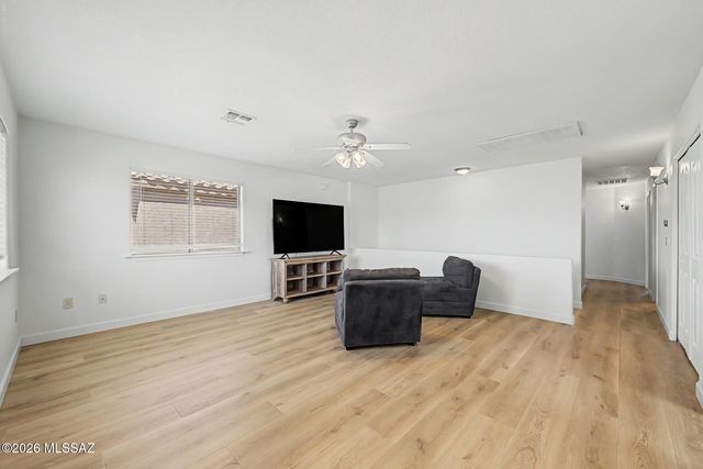 13222 E Alley Spring Drive, Vail, AZ 85641