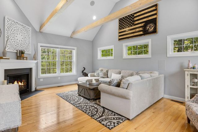 92 Ridgecrest Drive, Greenland, NH 03840