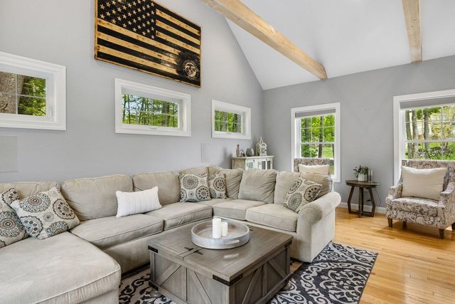 92 Ridgecrest Drive, Greenland, NH 03840