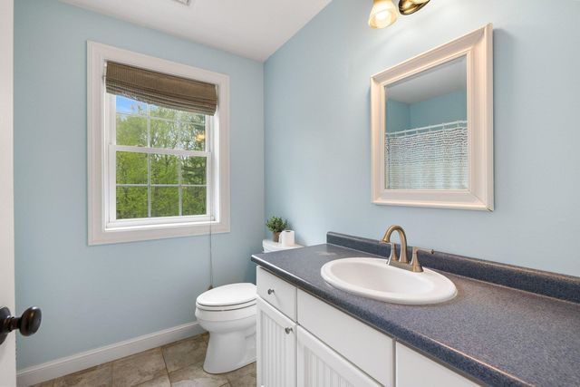 92 Ridgecrest Drive, Greenland, NH 03840