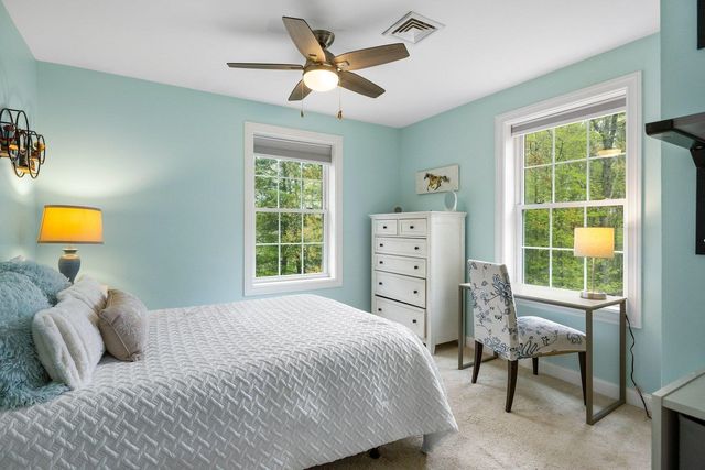 92 Ridgecrest Drive, Greenland, NH 03840