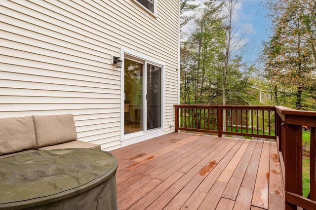 92 Ridgecrest Drive, Greenland, NH 03840