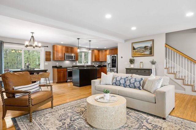 92 Ridgecrest Drive, Greenland, NH 03840