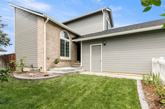 633 Walden Court, Littleton, CO 80126