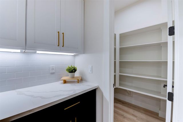 1304 Evelyn Street, Houston, TX 77009