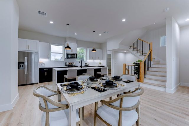 1304 Evelyn Street, Houston, TX 77009