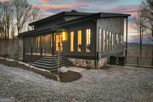 415 Green Ridge Trail, Blue Ridge, GA 30513