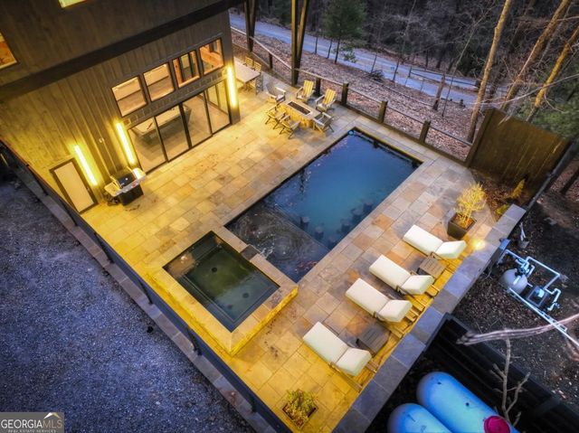 415 Green Ridge Trail, Blue Ridge, GA 30513
