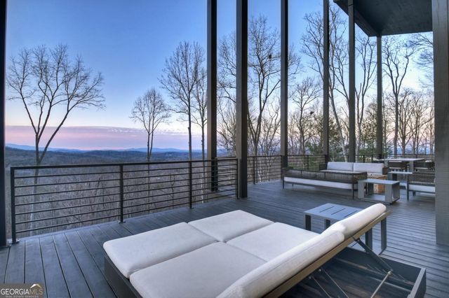 415 Green Ridge Trail, Blue Ridge, GA 30513