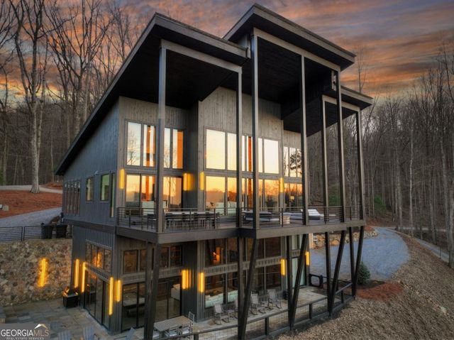 415 Green Ridge Trail, Blue Ridge, GA 30513