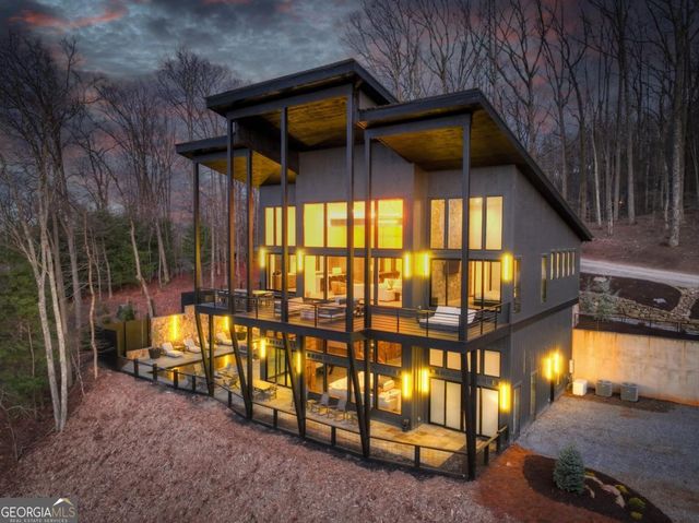 415 Green Ridge Trail, Blue Ridge, GA 30513