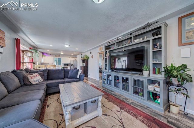 1023 Bragdon Avenue, Pueblo, CO 81004