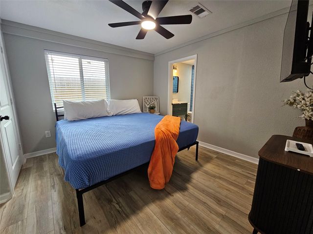 4919 Donald Street, Pasadena, TX 77586