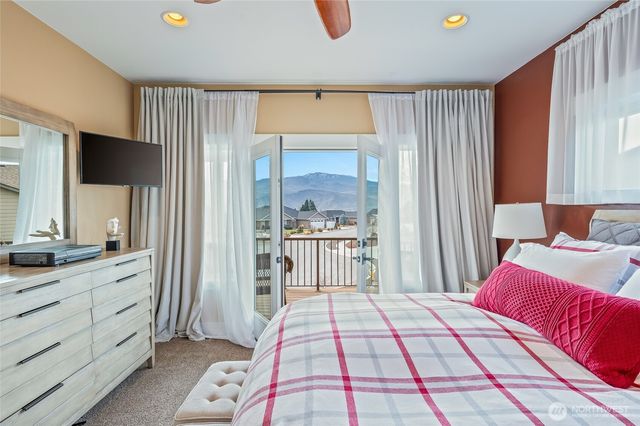 852 Sage Crest Drive, Wenatchee, WA 98801