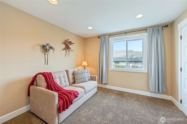 852 Sage Crest Drive, Wenatchee, WA 98801