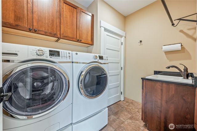 852 Sage Crest Drive, Wenatchee, WA 98801