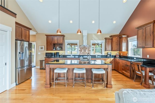 852 Sage Crest Drive, Wenatchee, WA 98801